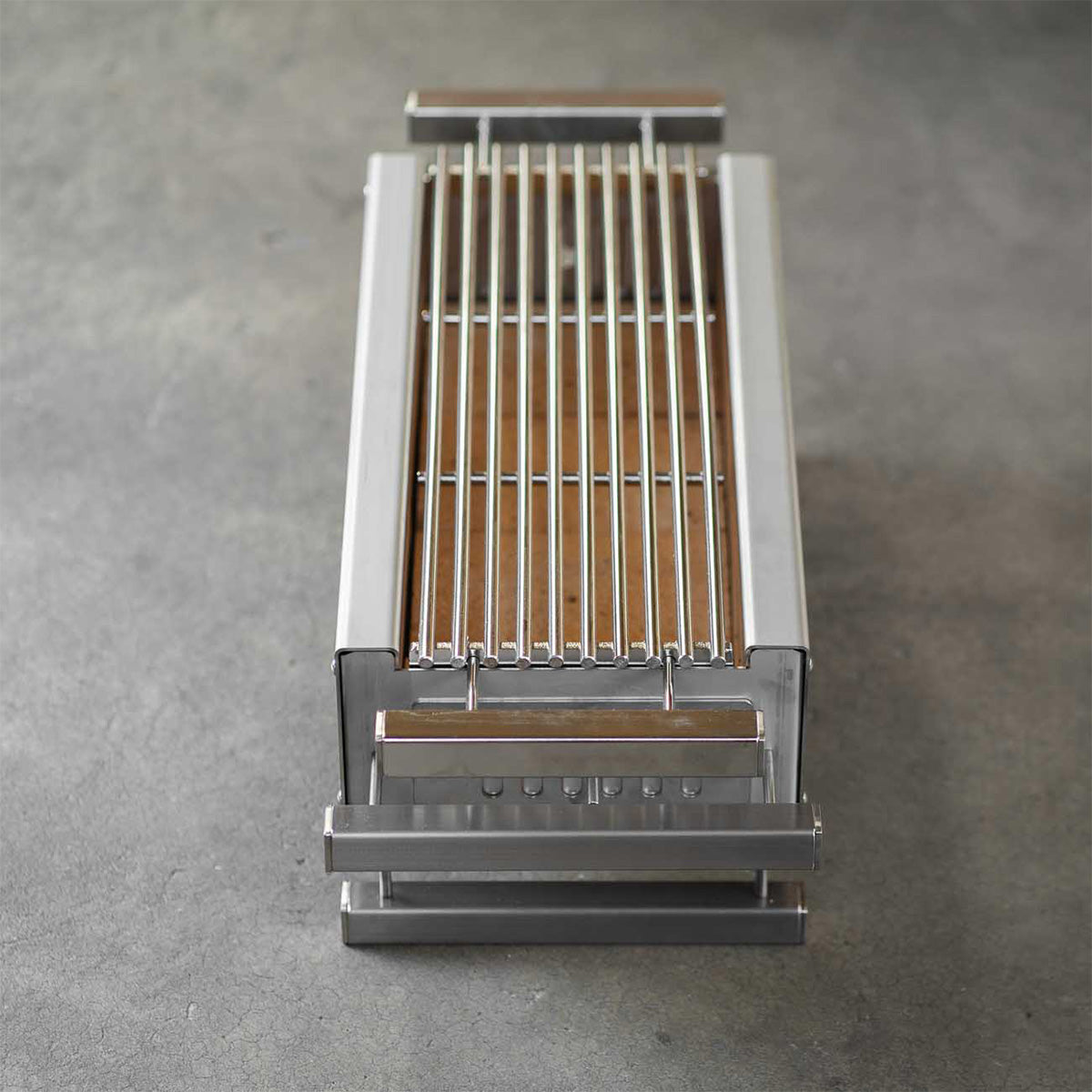 Hibachi Tabo Classic Pro Grill - with Stainless Rod Grill and Stainless Steel scoop