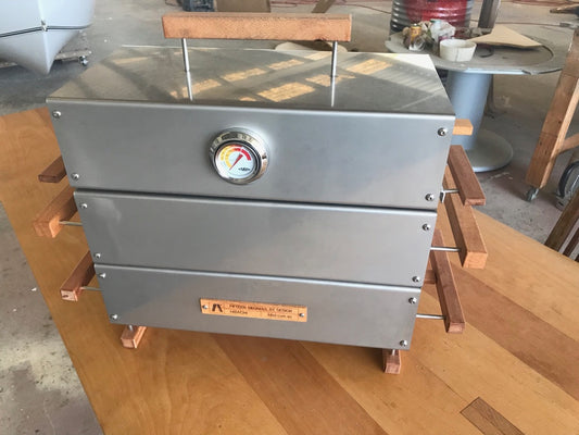 Classic System with Grill - with thermometer, 2 stainless platters and insulating platter